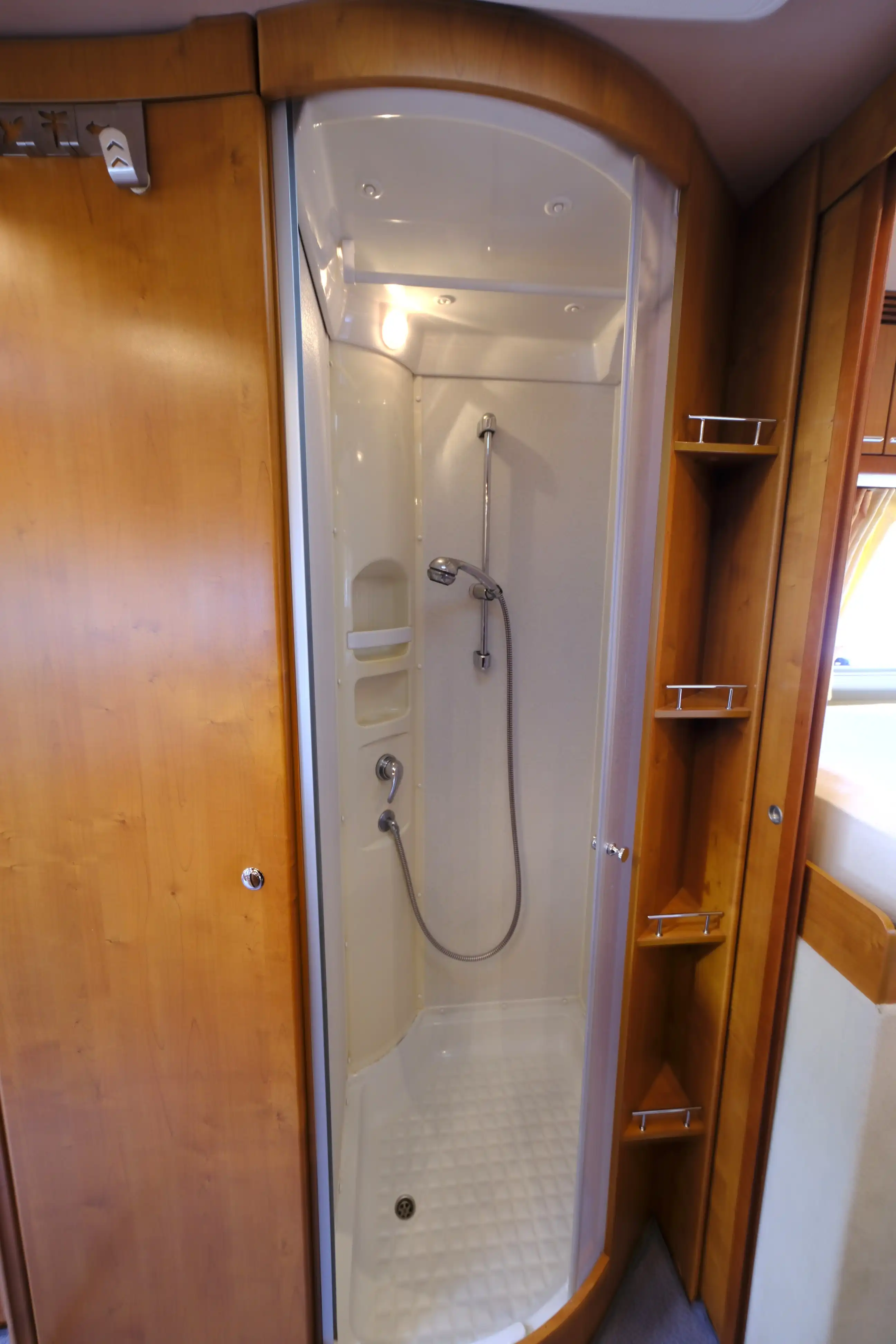 NIESMANN + BISCHOFF Flair I 8000 Automatik
